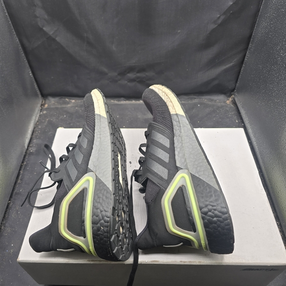 adidas Black and Green Athletic Shoes‎ main image 5